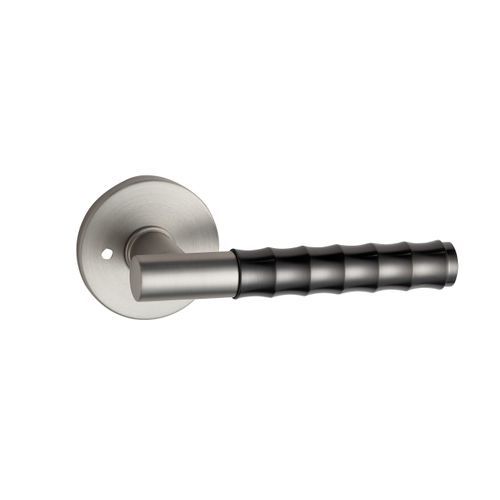 Round Low-Profile Rose in MBN finish with Diamante Lever