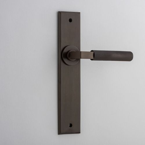 Iver Brunswick Door Lever on Chamfered Backplate