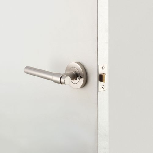 Lever on Rose Inbuilt Privacy Button Kit