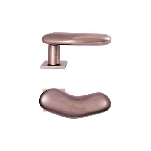 Pebbles Door Lever Handle 2700 on Rose