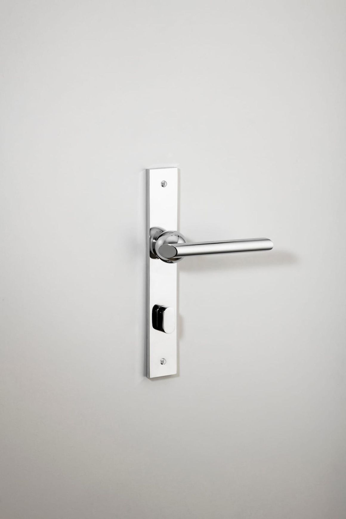 Futurismo Lever - Rectangular Backplate