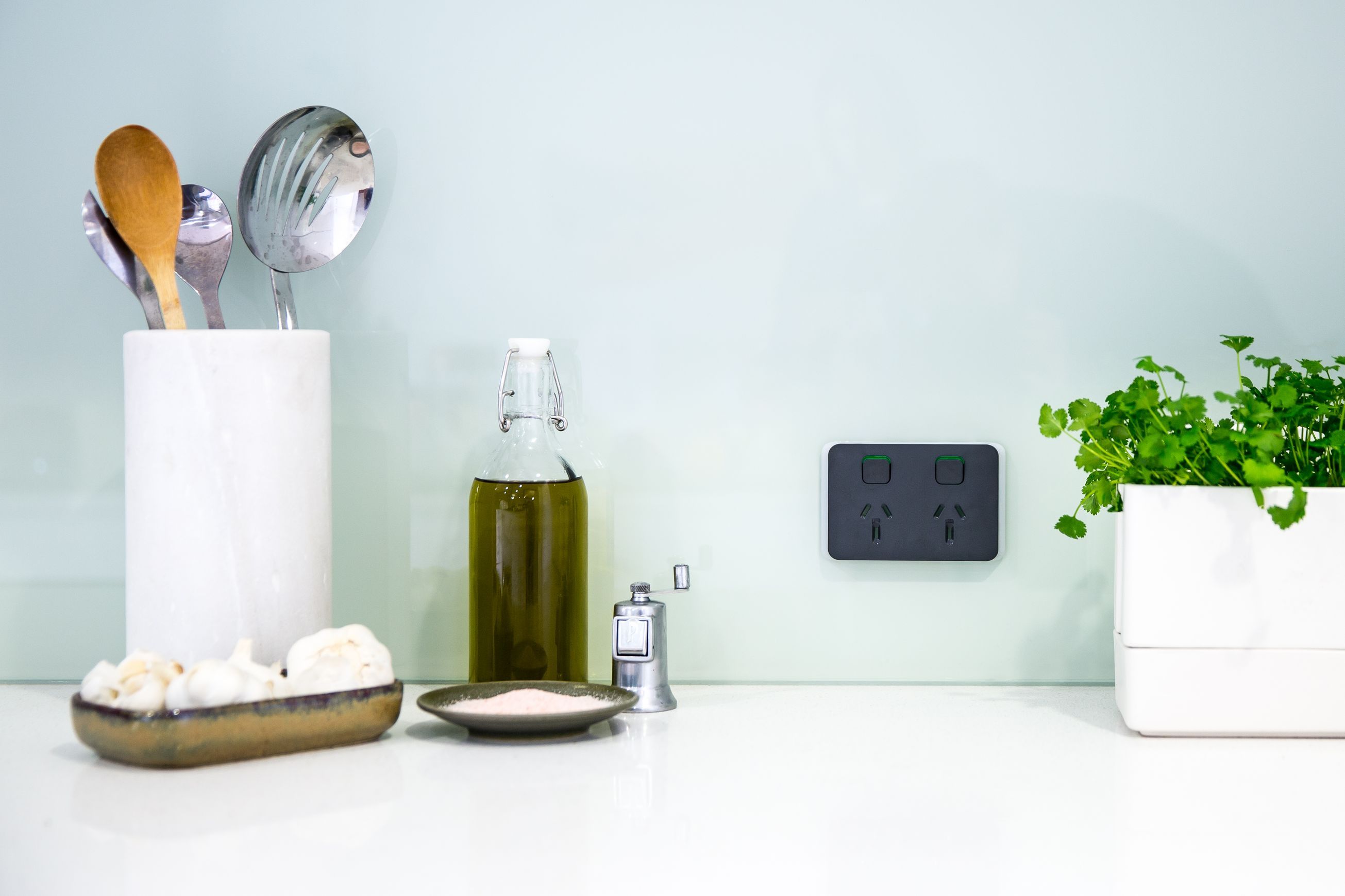 PDL Iconic | Switches & Power points