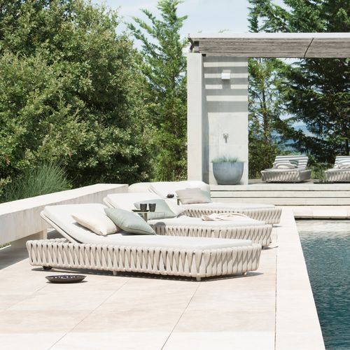 Tosca outdoor sunlounger by Tribu
