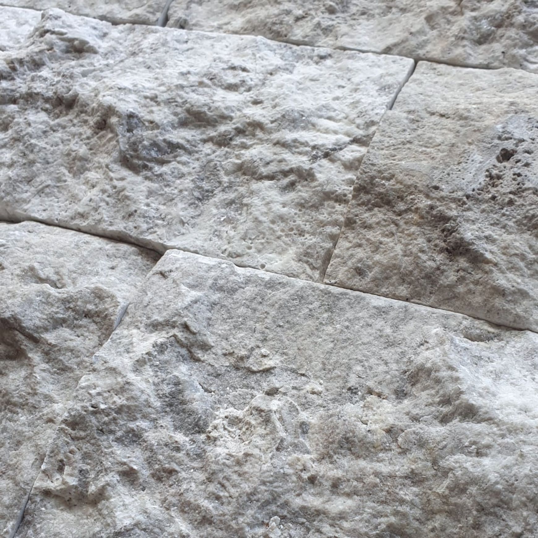 Aqua Silver Split Face Travertine Wall Cladding