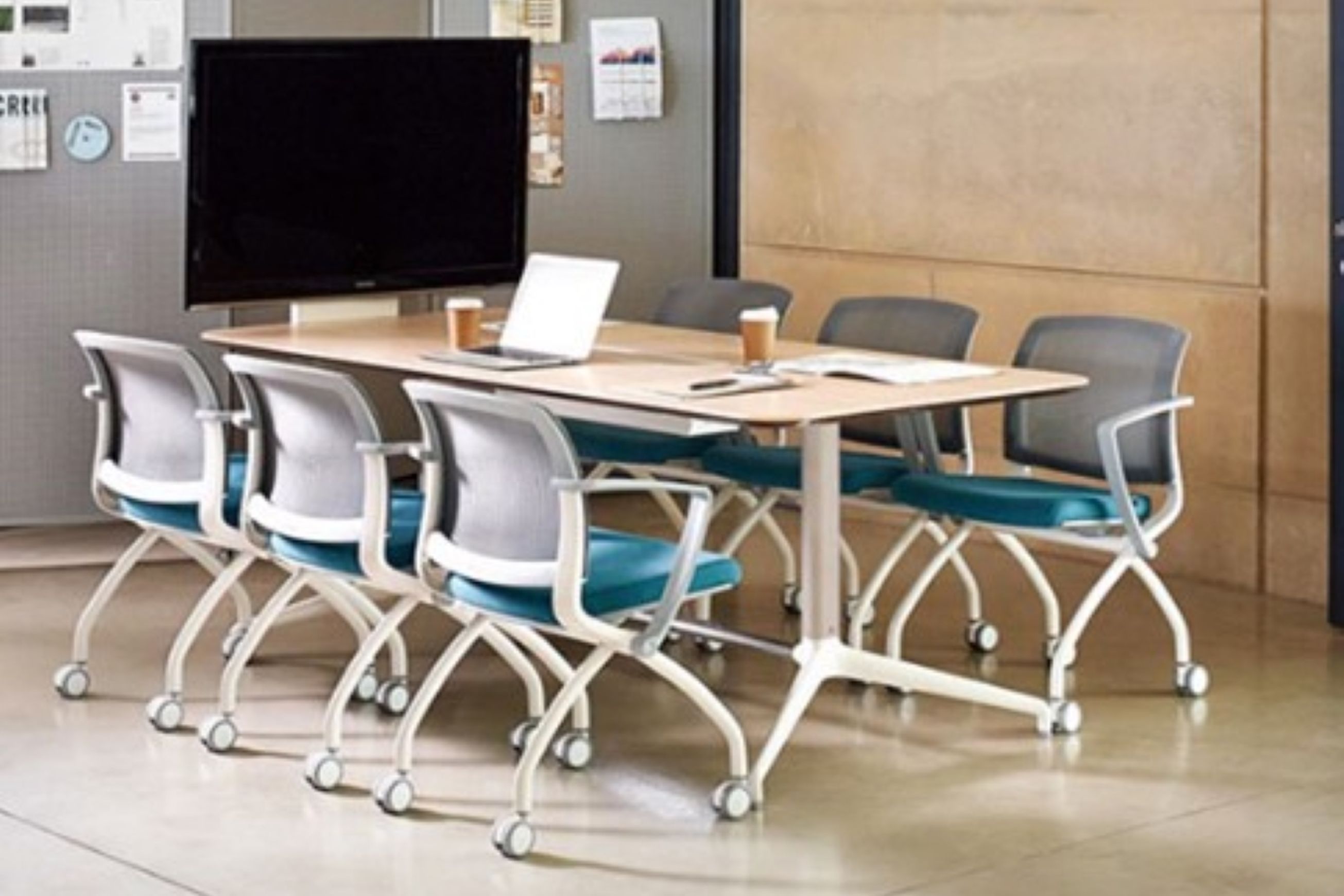 Plateau Meeting Table