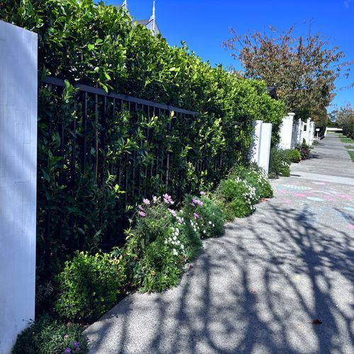 Mako Swim Fence