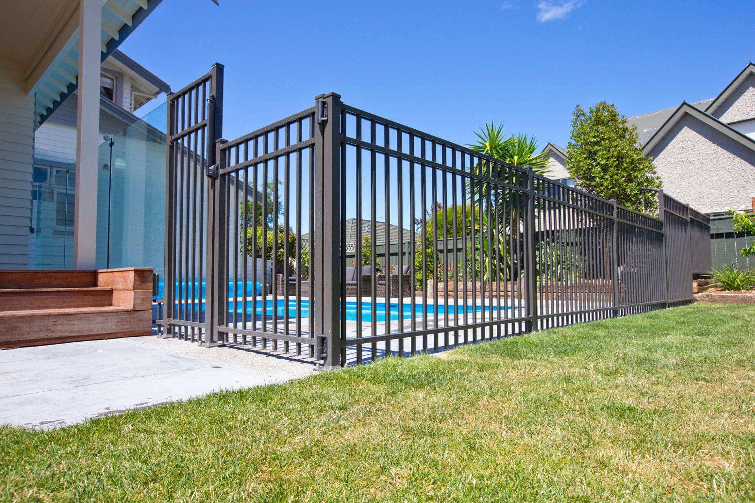 Contemporary Pool Fencing