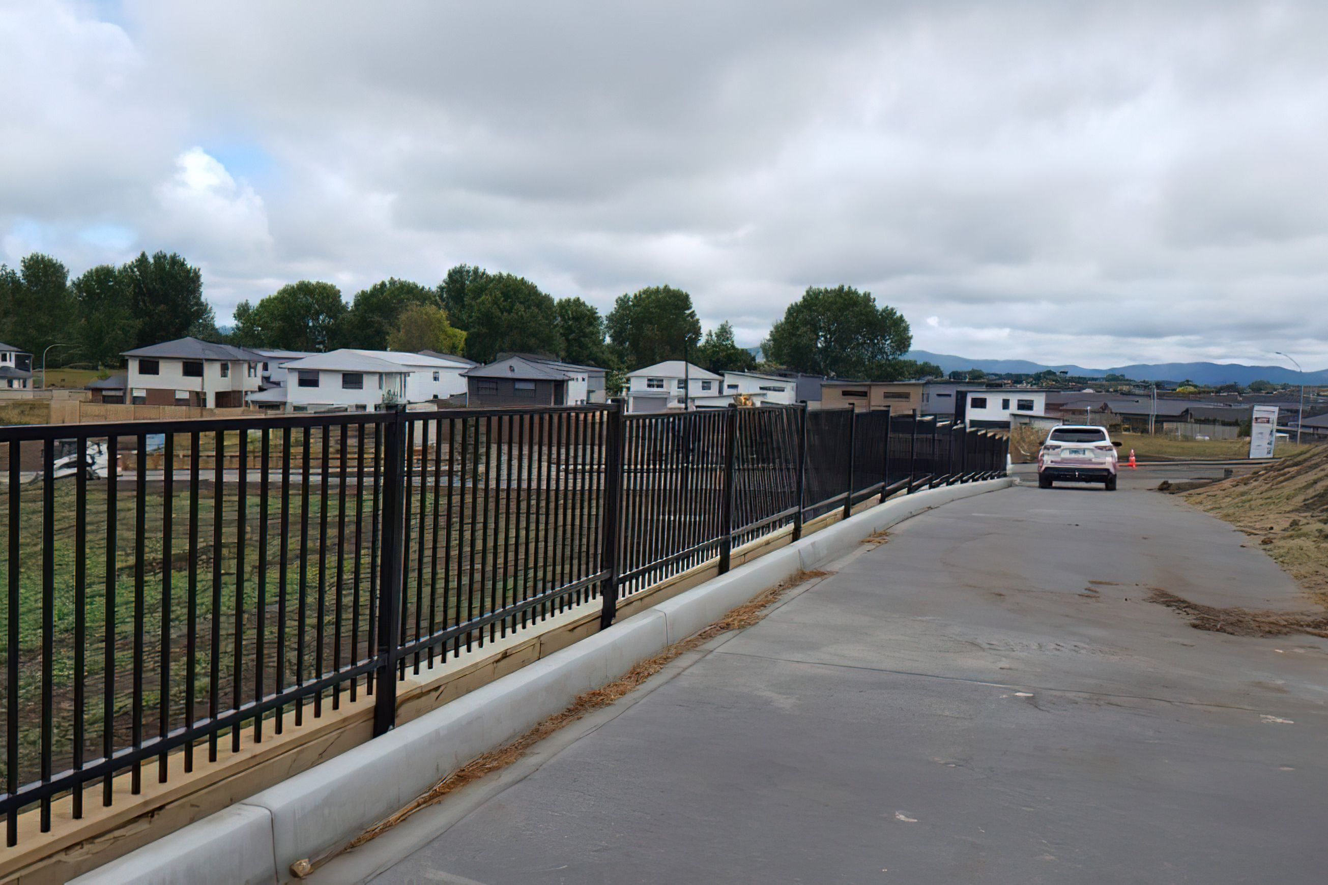 Classic - Tubular Garden & Residential Fence