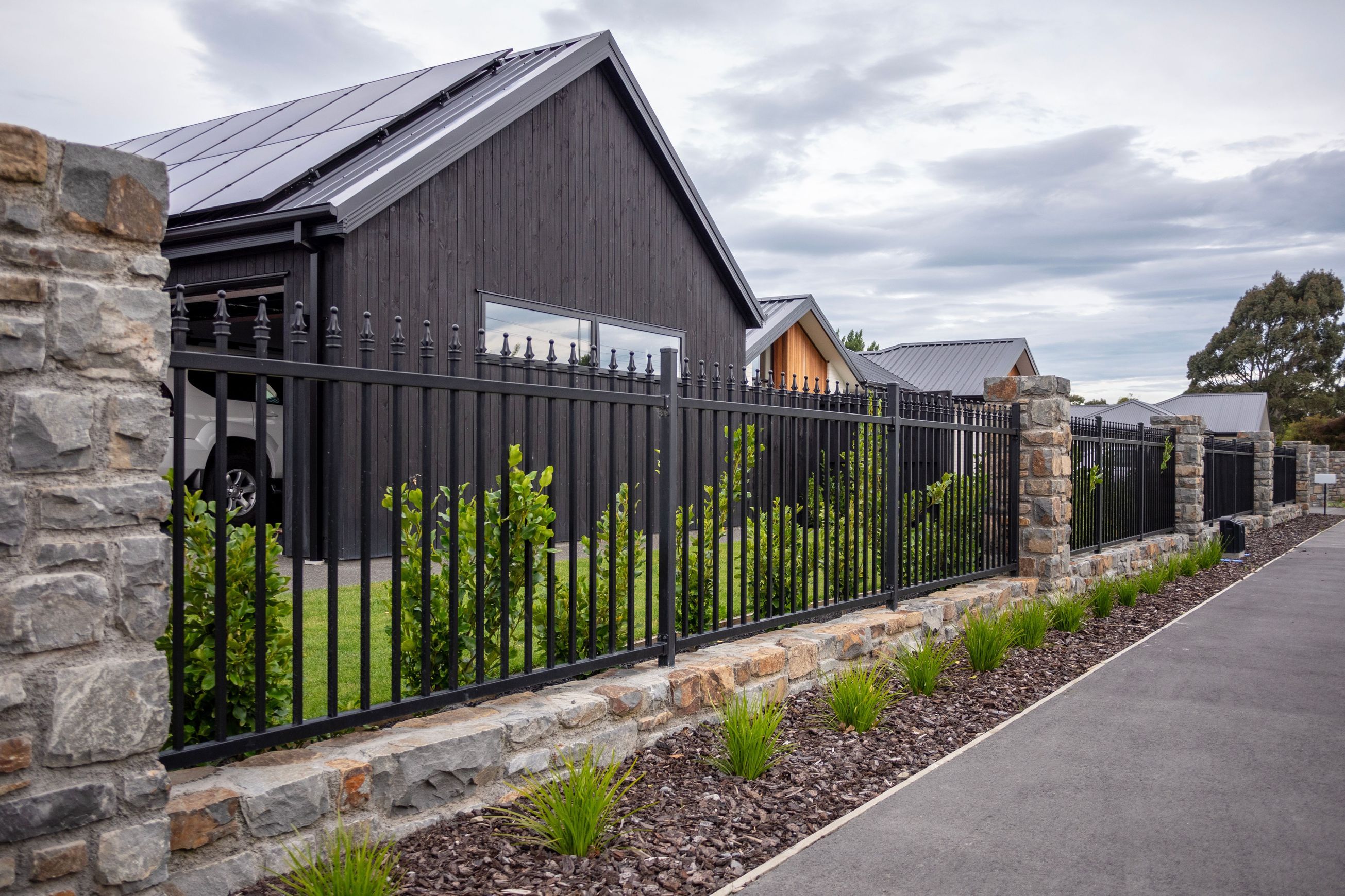 Oxford - Tubular Garden & Residential Fence