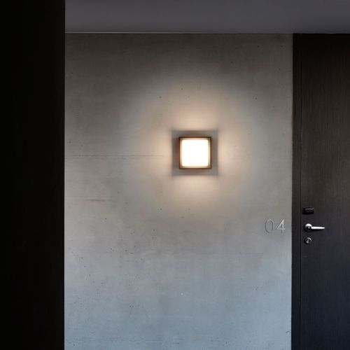 Montur by Delta Light