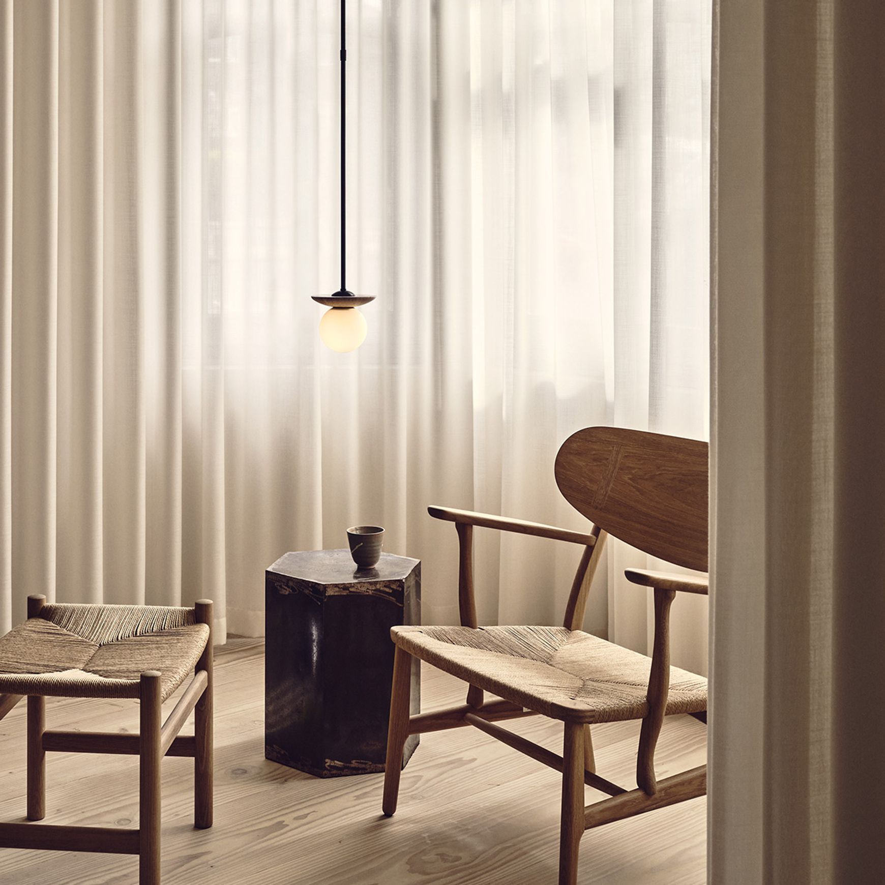 Orbit Stone Pendant Light