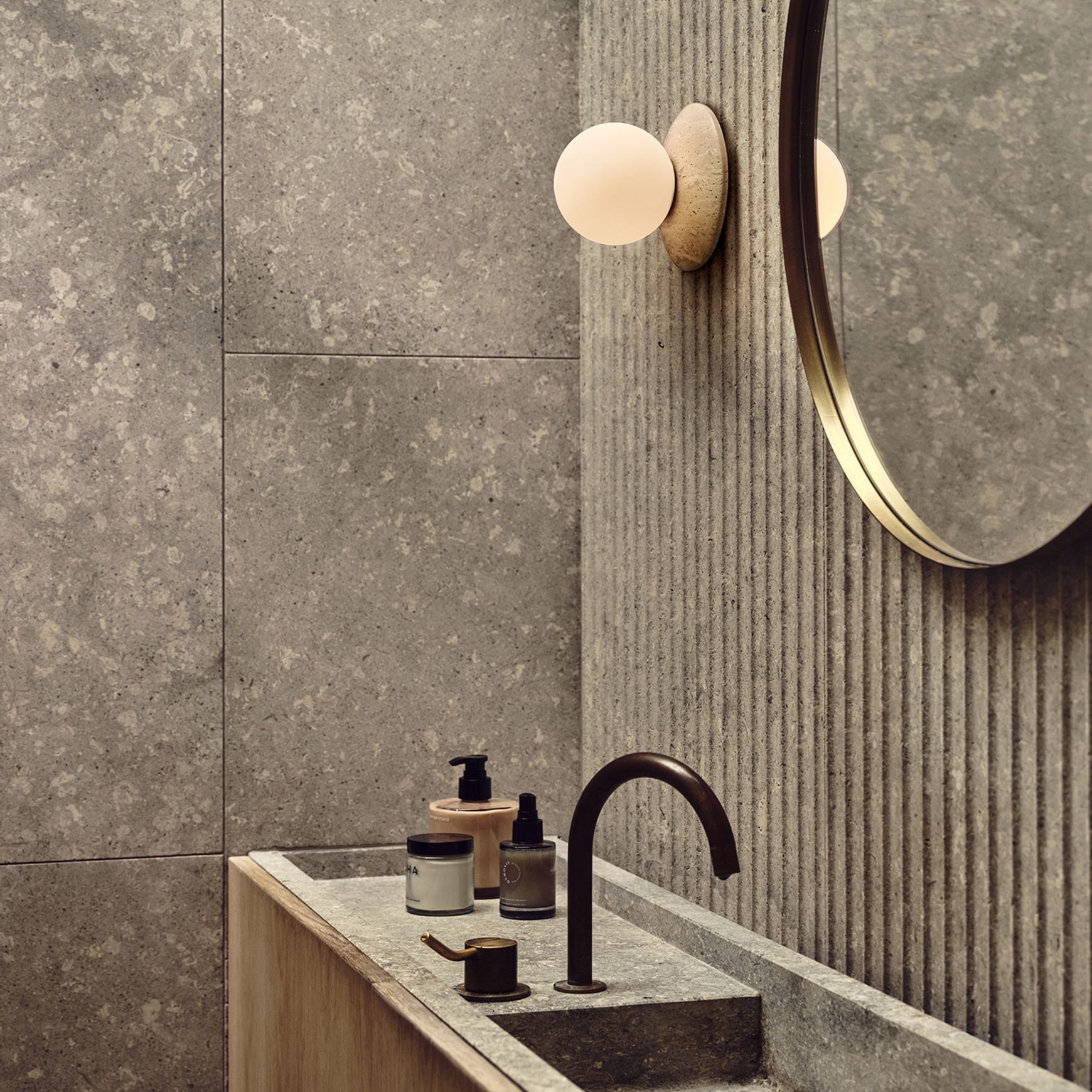 Orbit Wall Light
