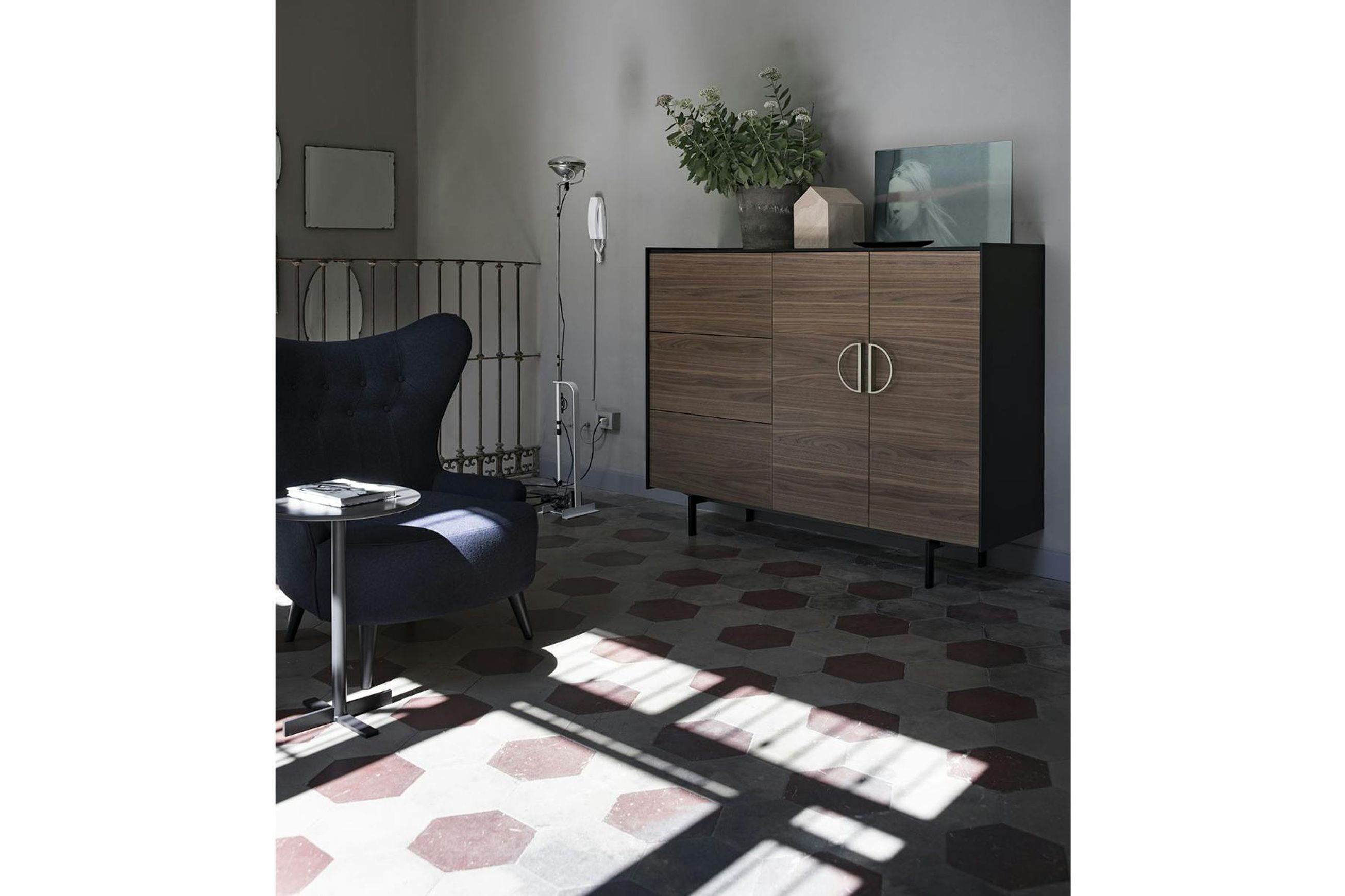 Maxima Dresser