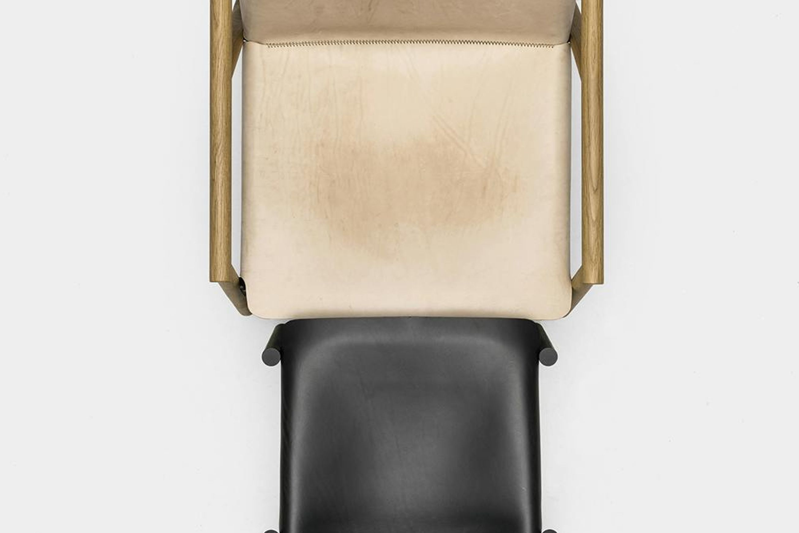 1085 Armchair