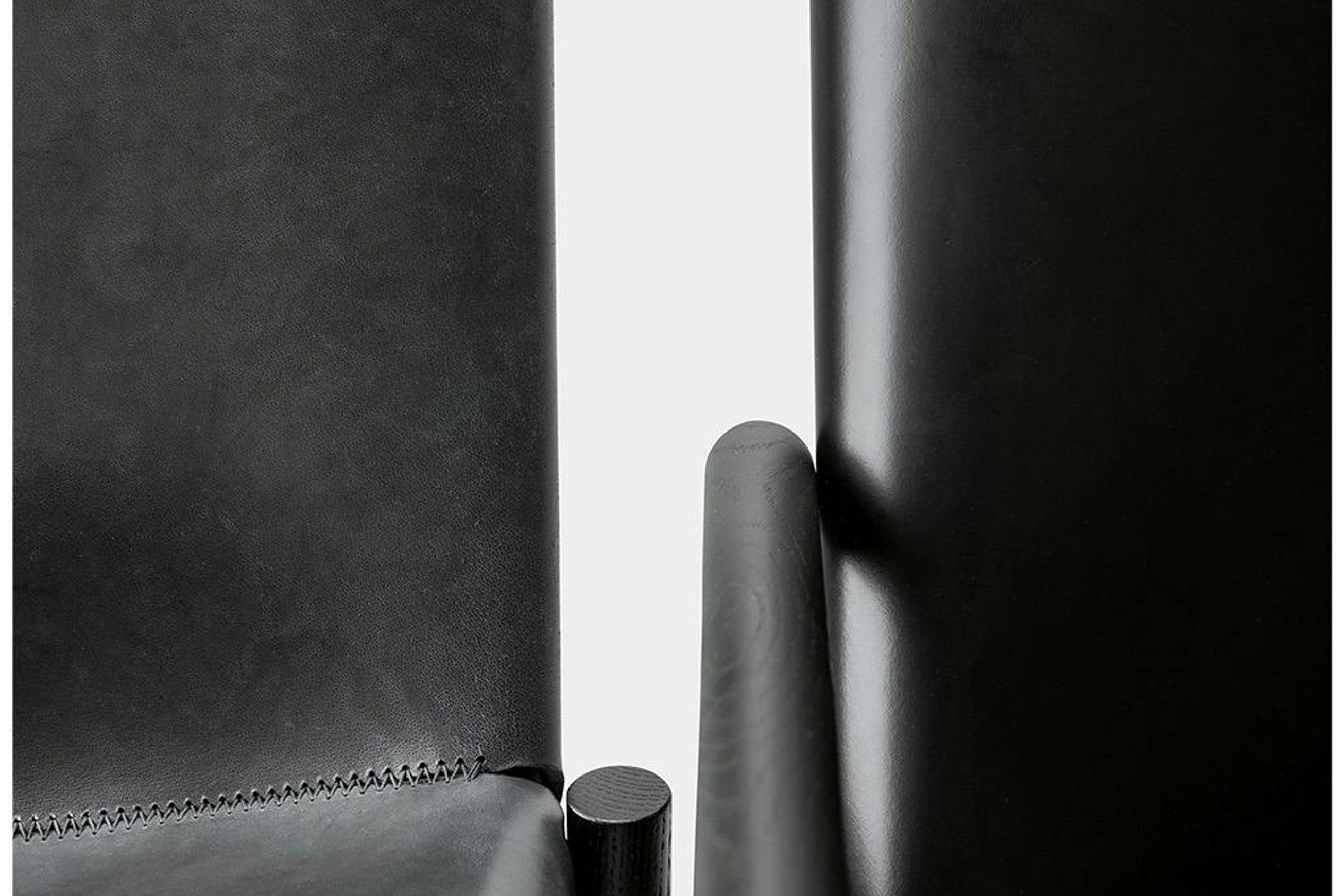 1085 Armchair