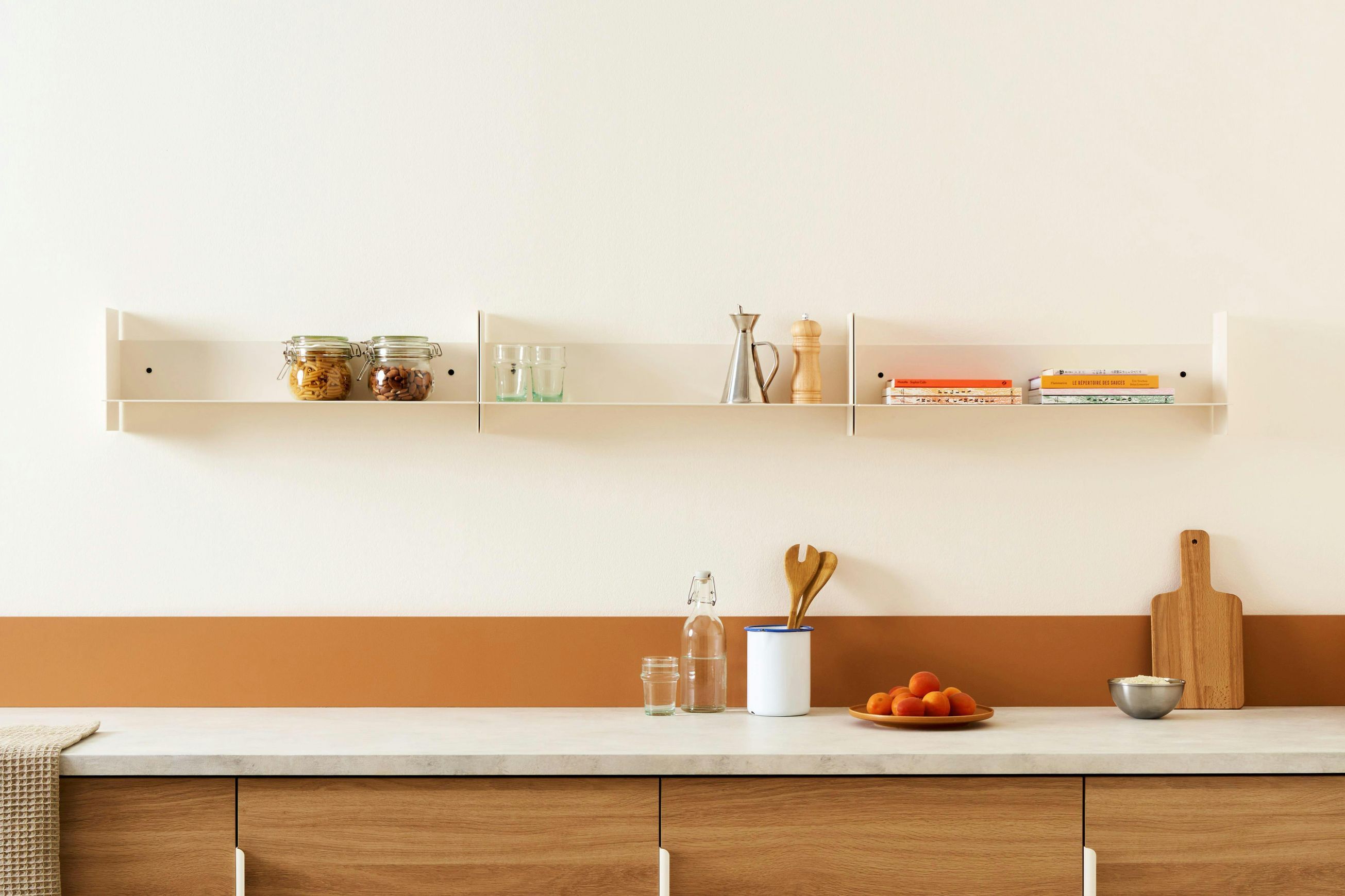 Tiptoe Pli Shelf