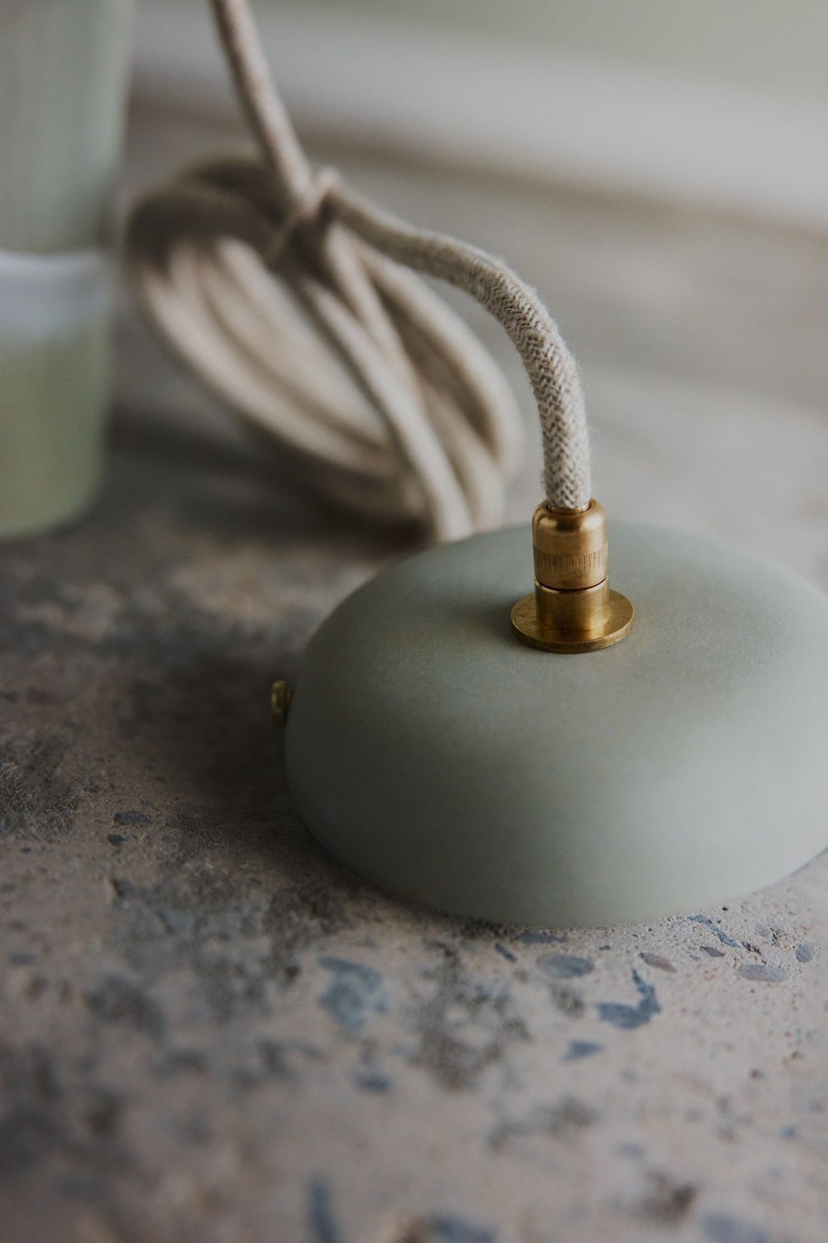 Ceramic Ceiling Rose & Kit