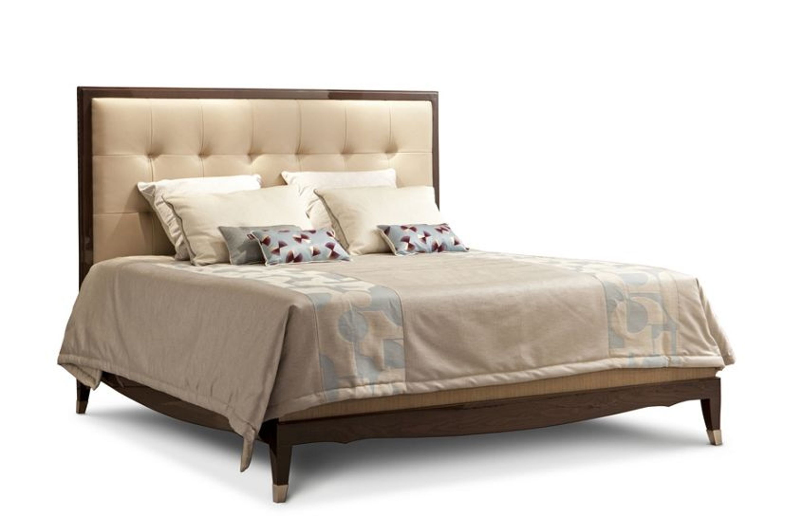 Grand Hotel Bed