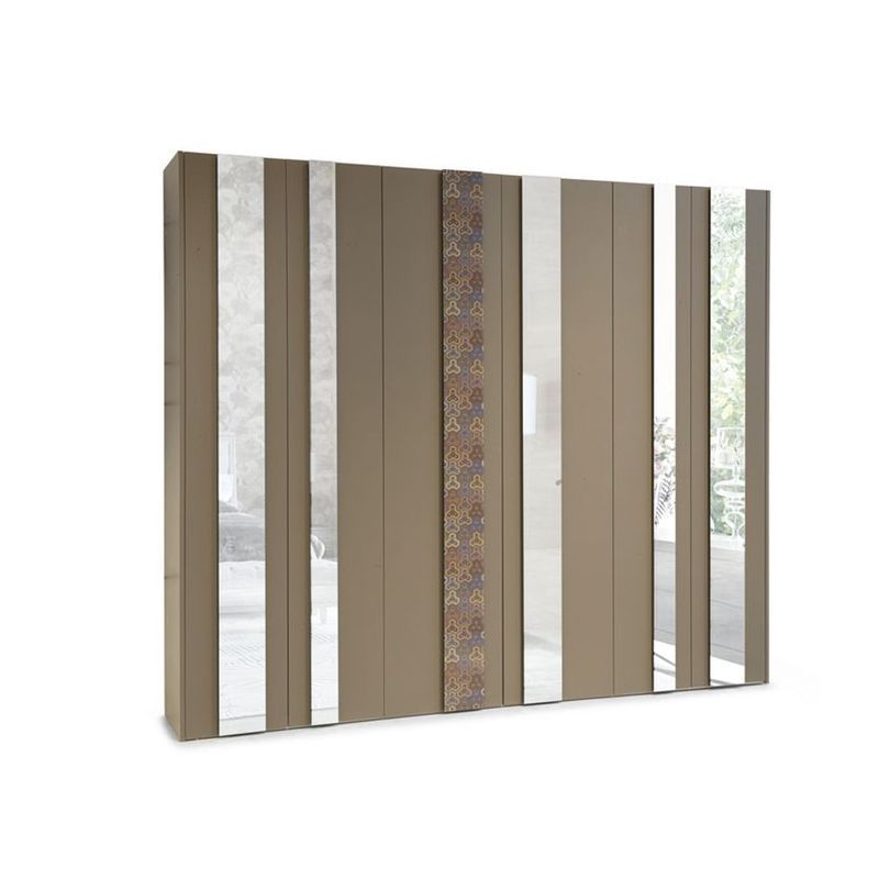 Tiramolla Wardrobe