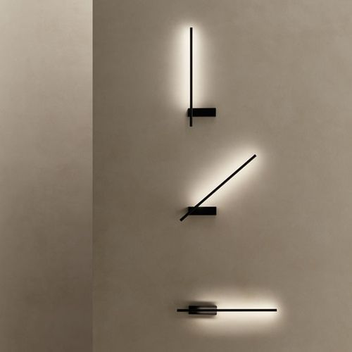Taka LED Wall Light in Matte Black