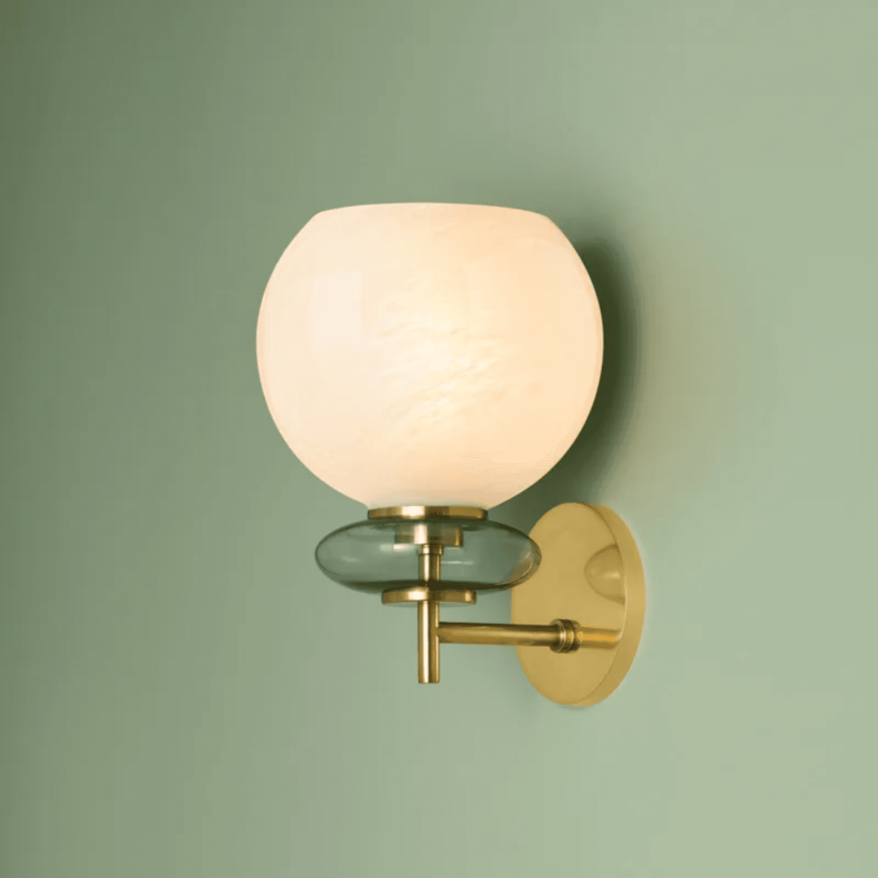 Farah 1 Light Wall Light In Aged Brass