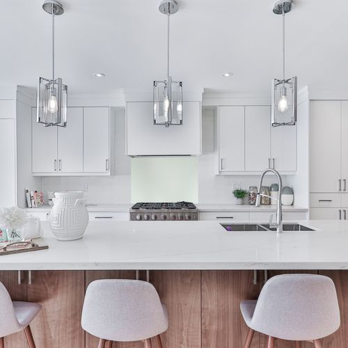 Glacier White Glass Splashback