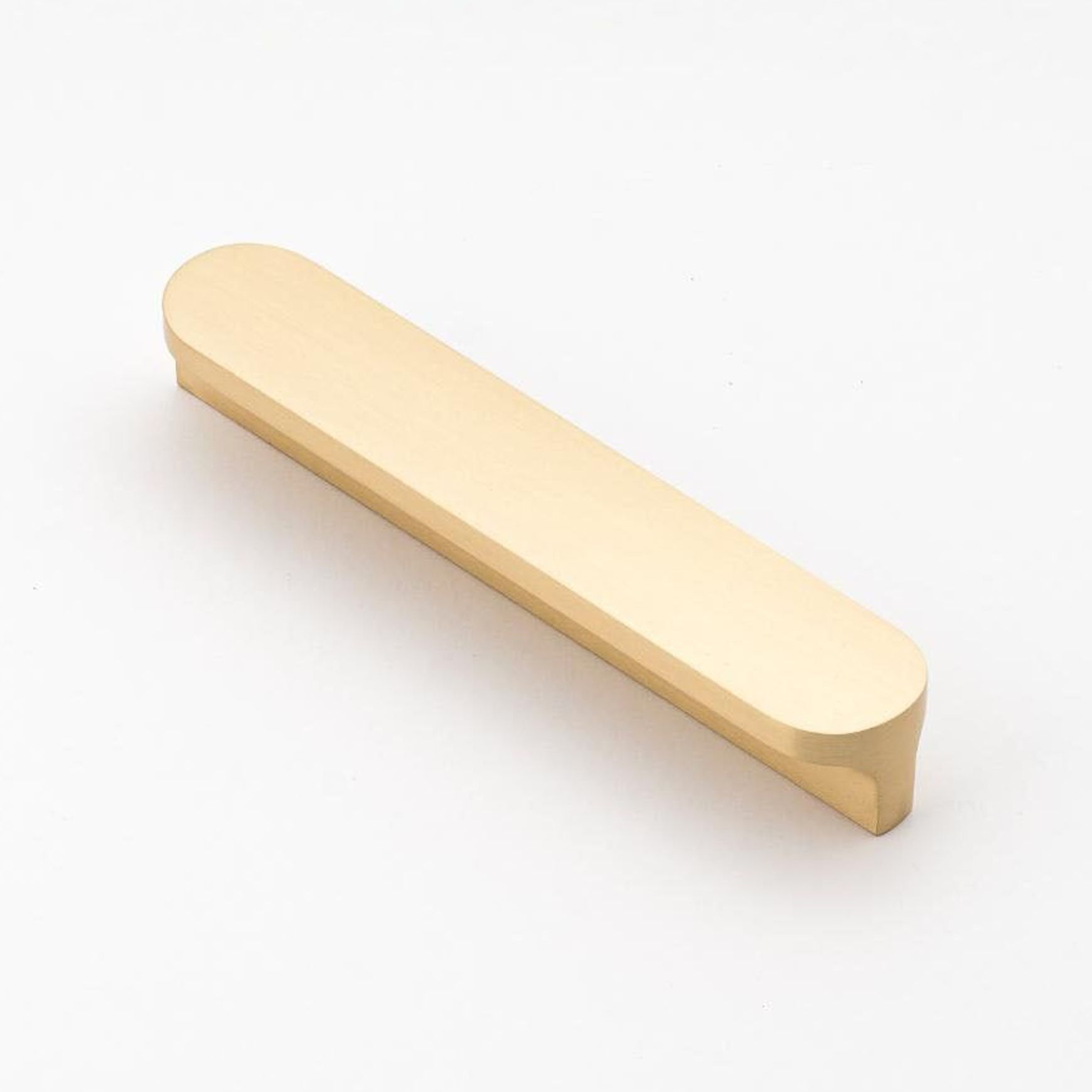 Cove Pill Shaped Handle