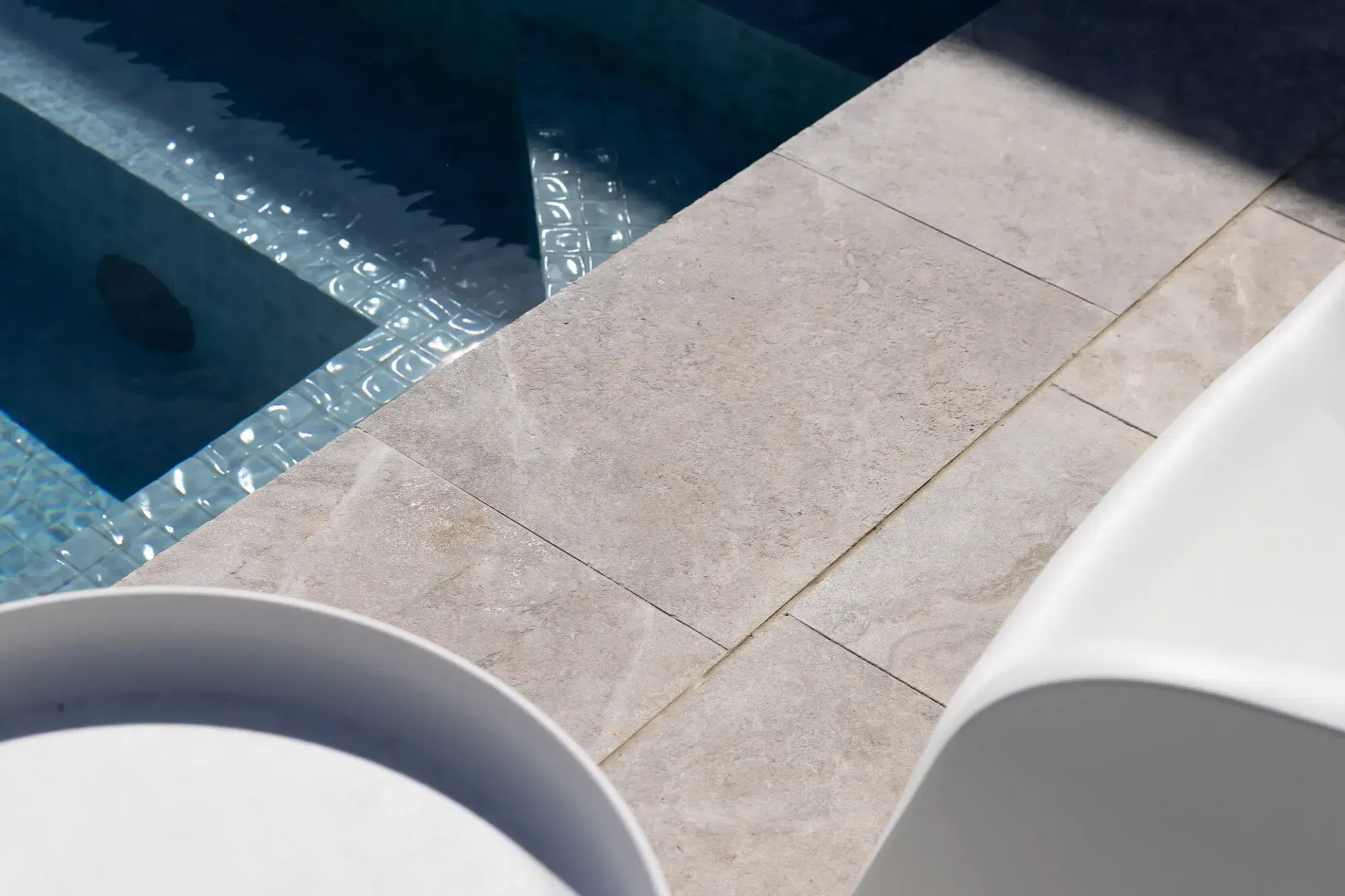 Tundra Light Sandblasted Limestone Pool Coping