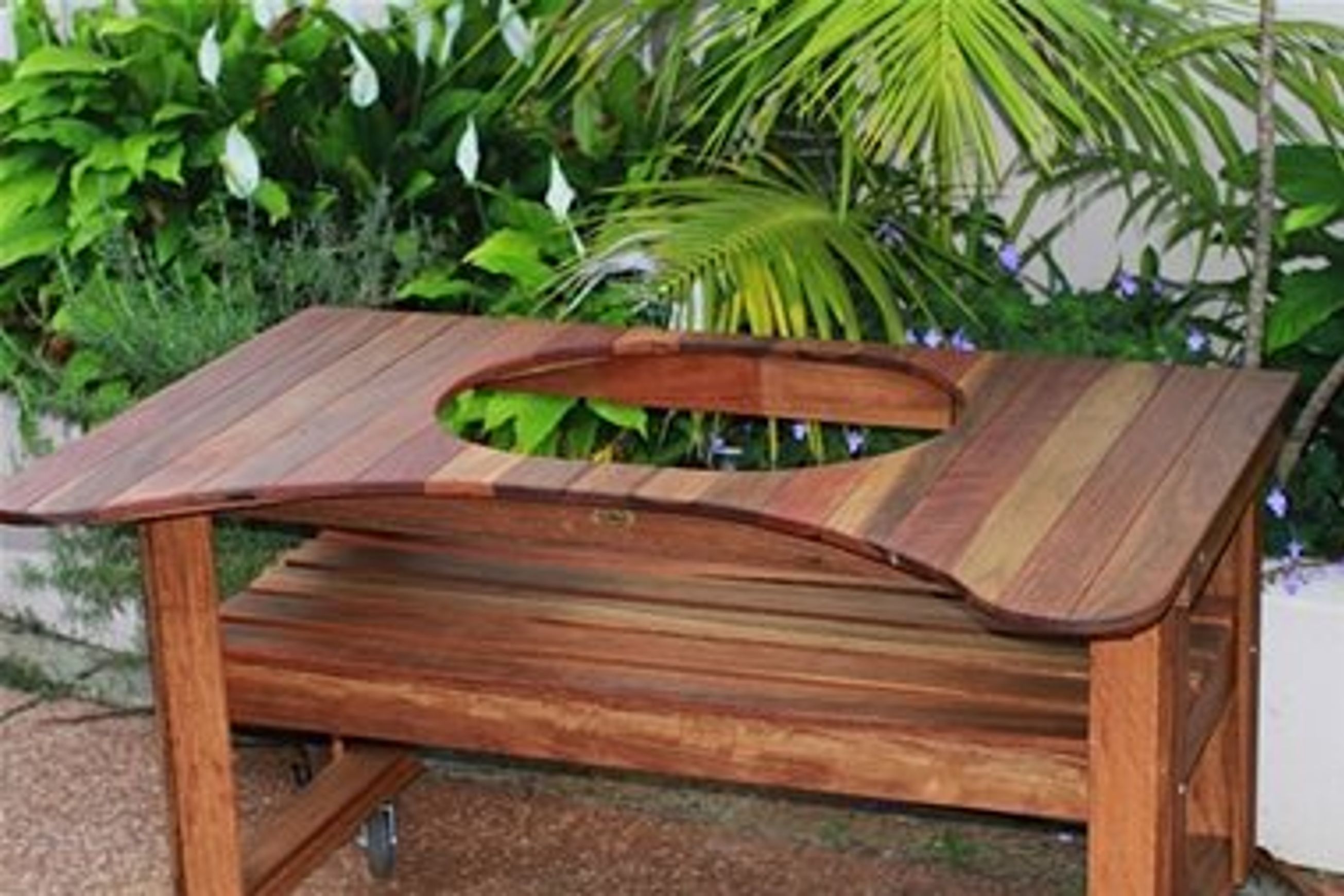 Primo Spotted Gum Table