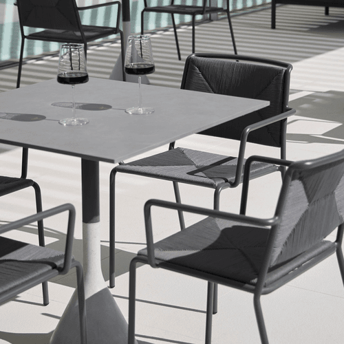 Neck Table 70X70