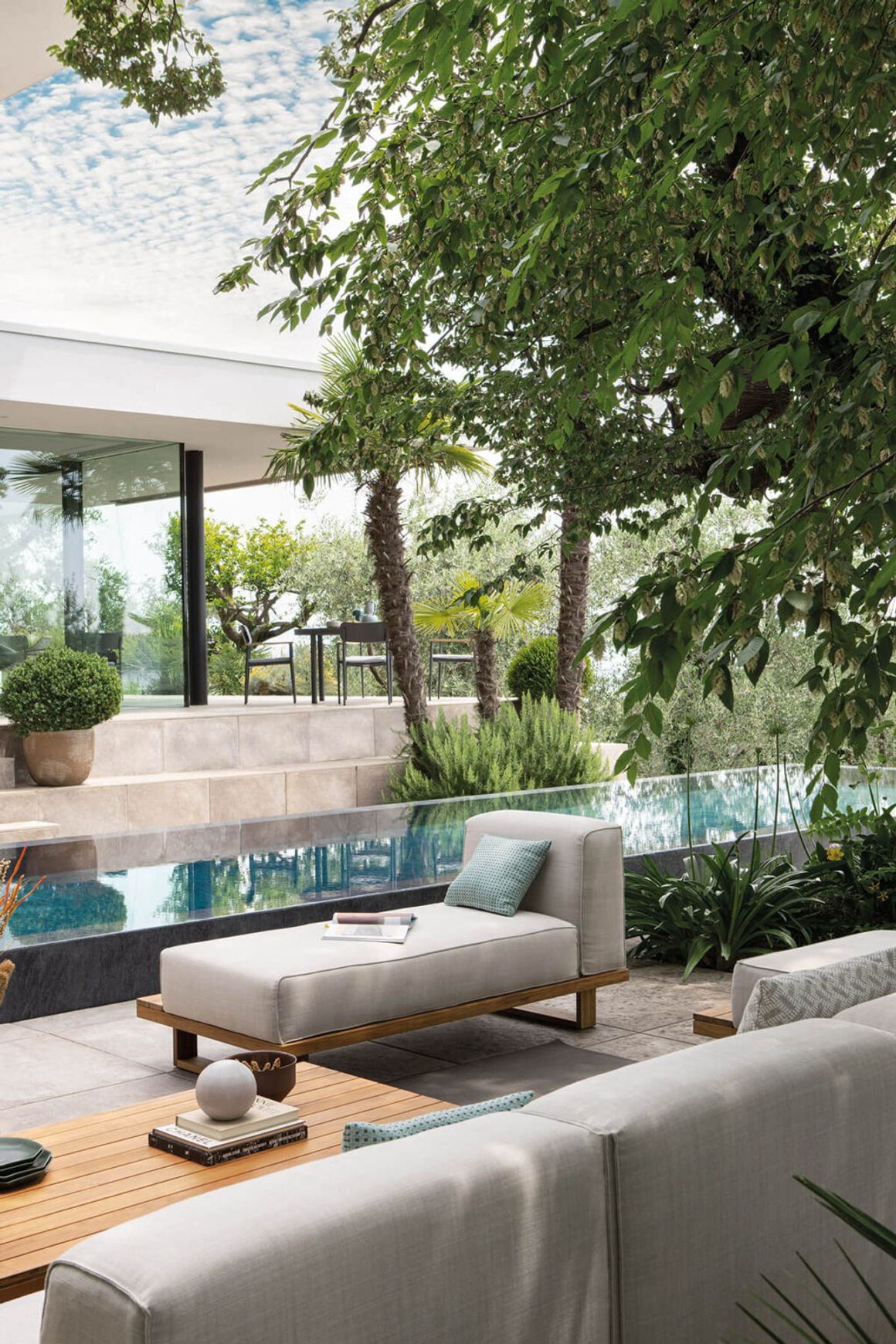 9.zero Outdoor Sofa Set by Atmosphera