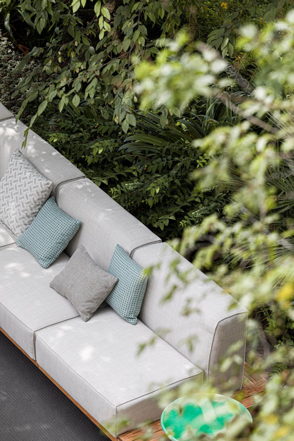 9.zero Outdoor Sofa Set by Atmosphera