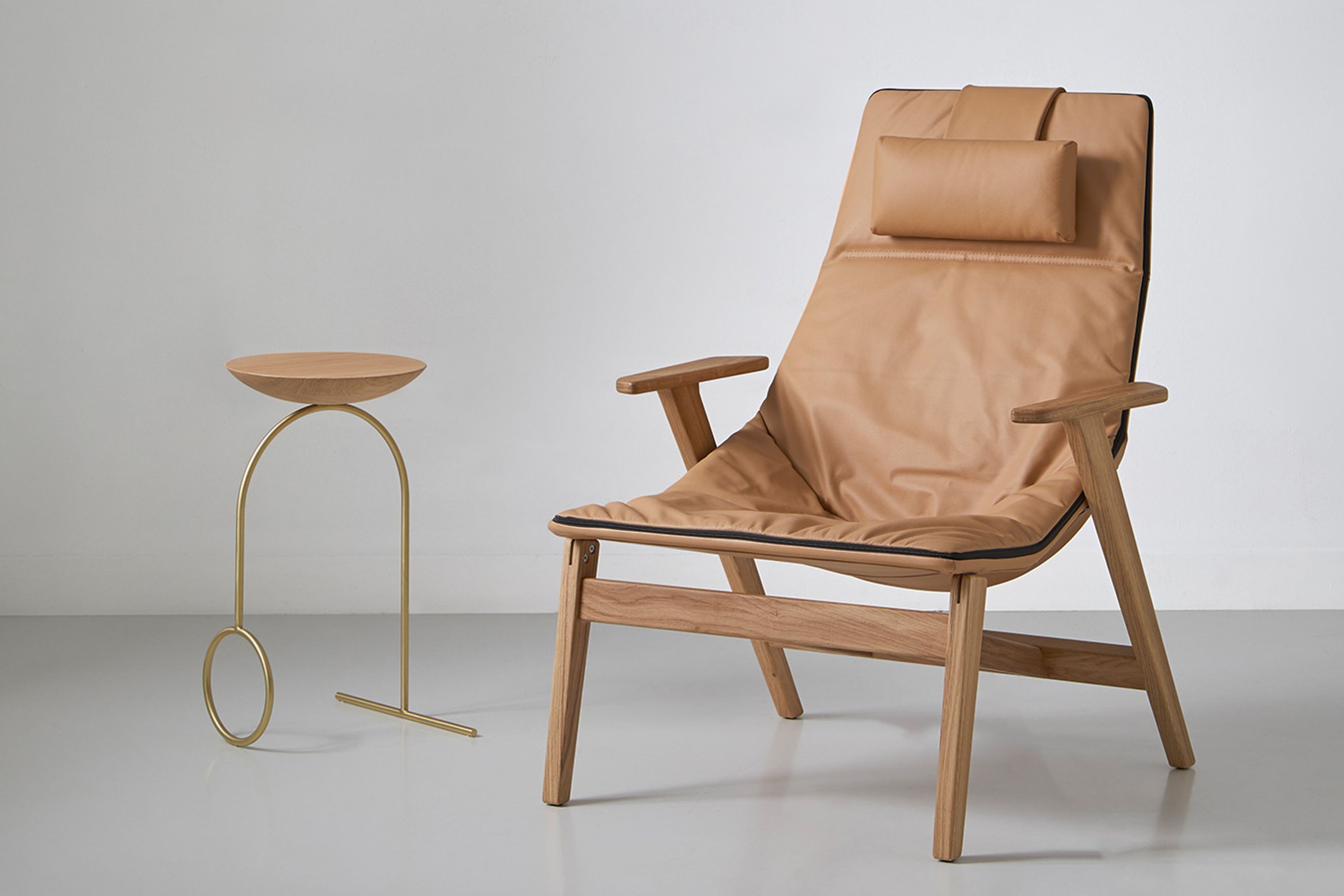 Ace Armchair - Wooden Base with Arms & Headrest