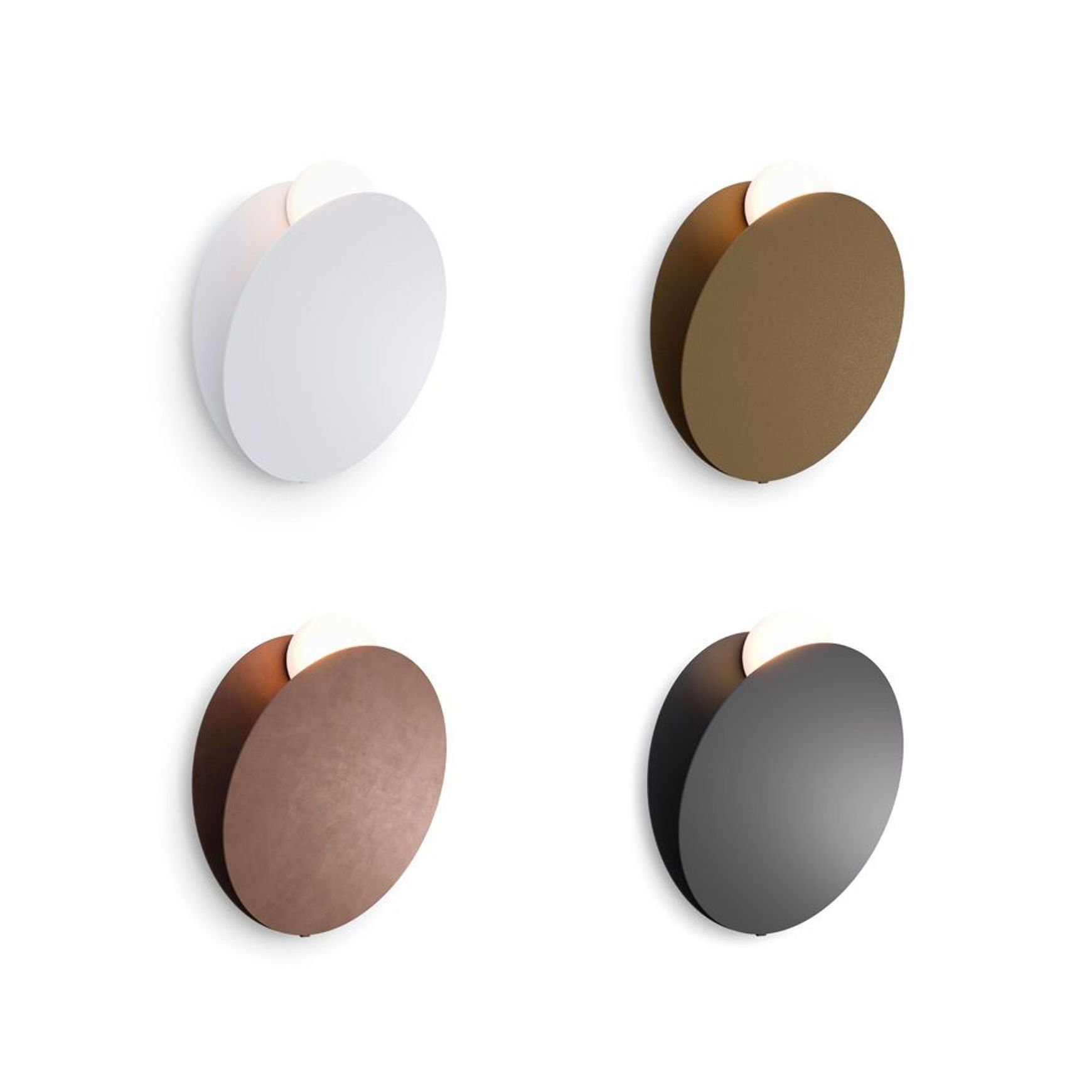 Akoya Wall Light
