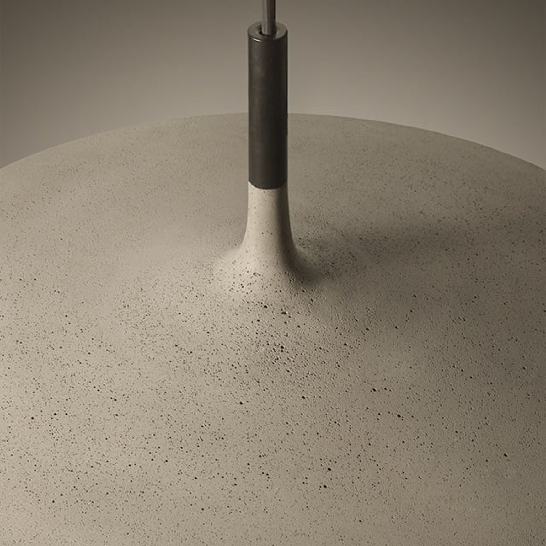 Aplomb Large Suspension Lamp