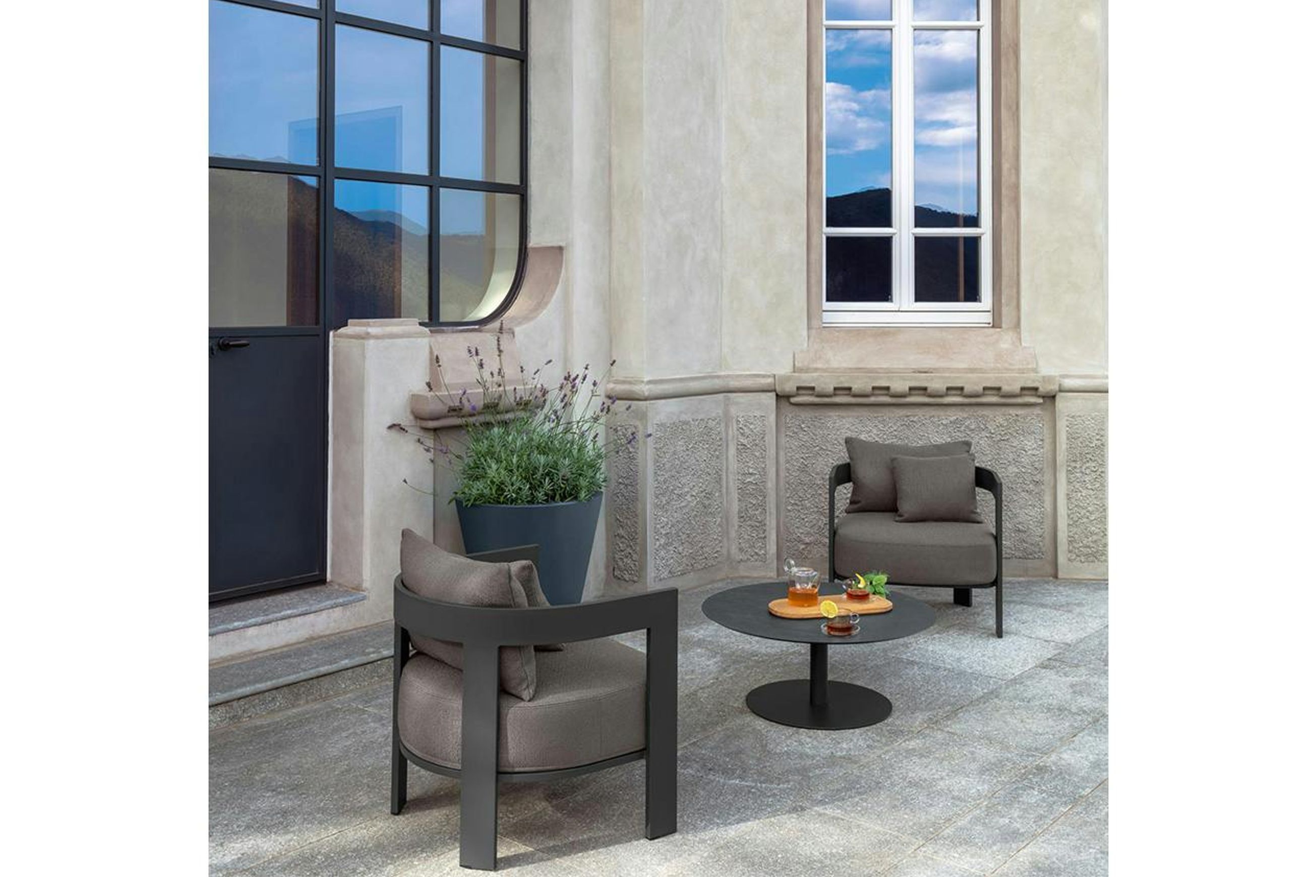 Argo Alu Lounge Armchair