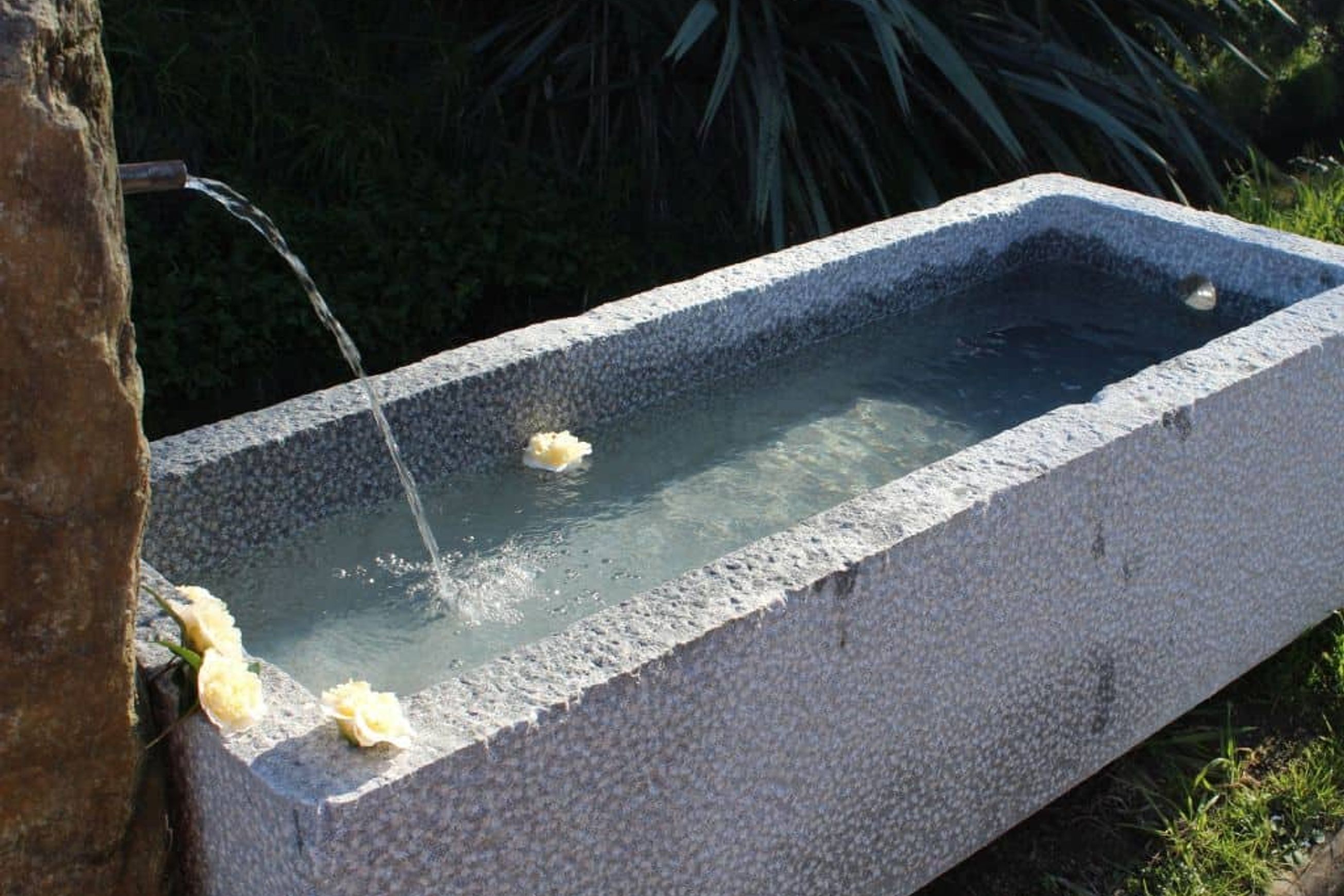 Black Forest Granite Planter