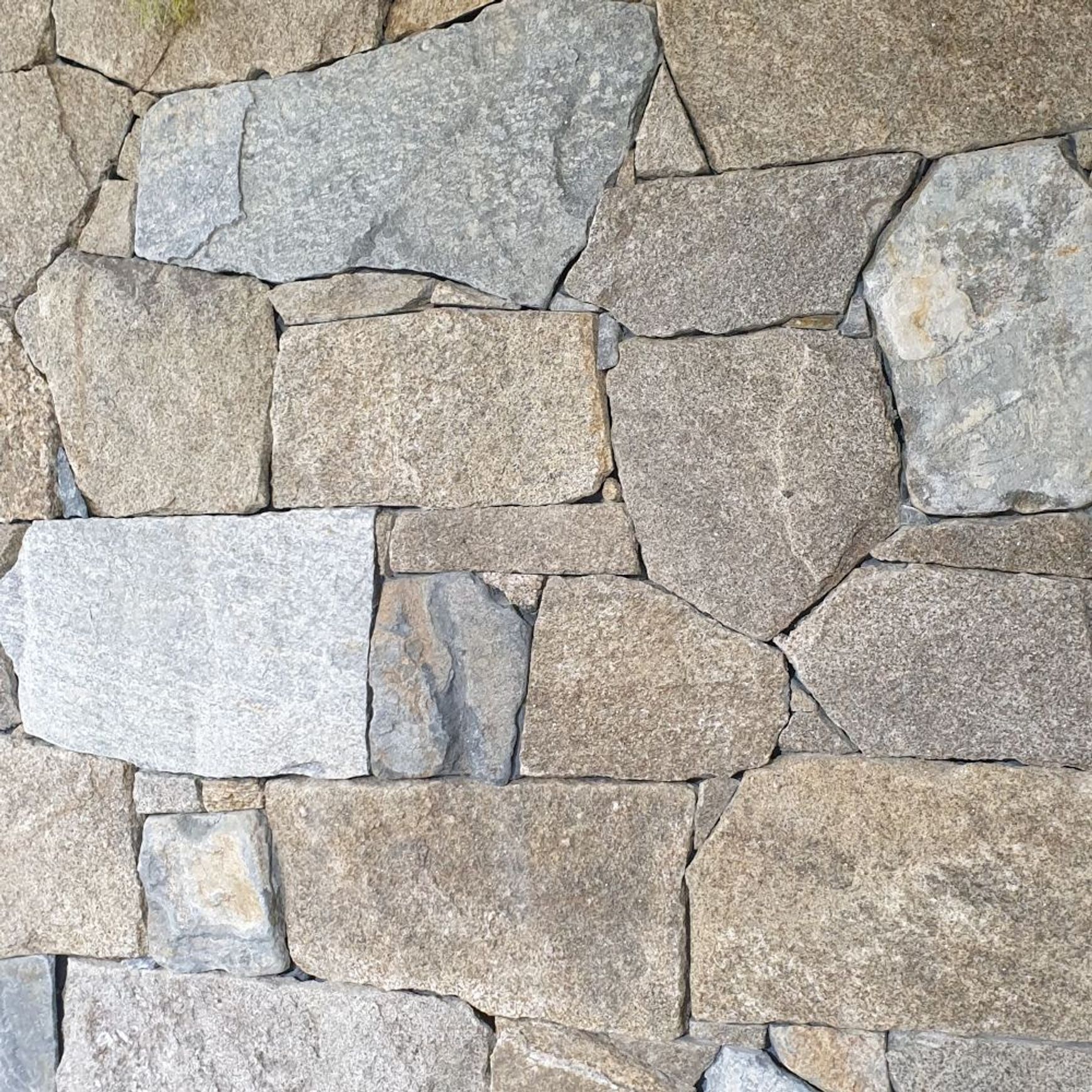 Bavarian Random Stone Veneer