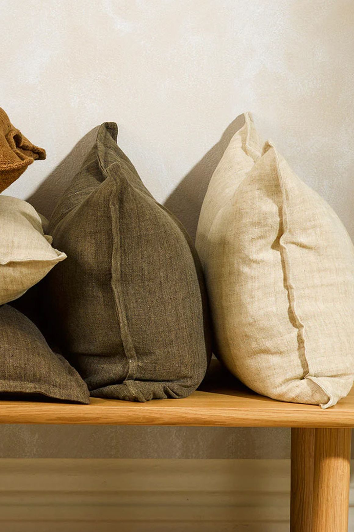 Baya Arcadia Handwoven Linen Cushion - Putty