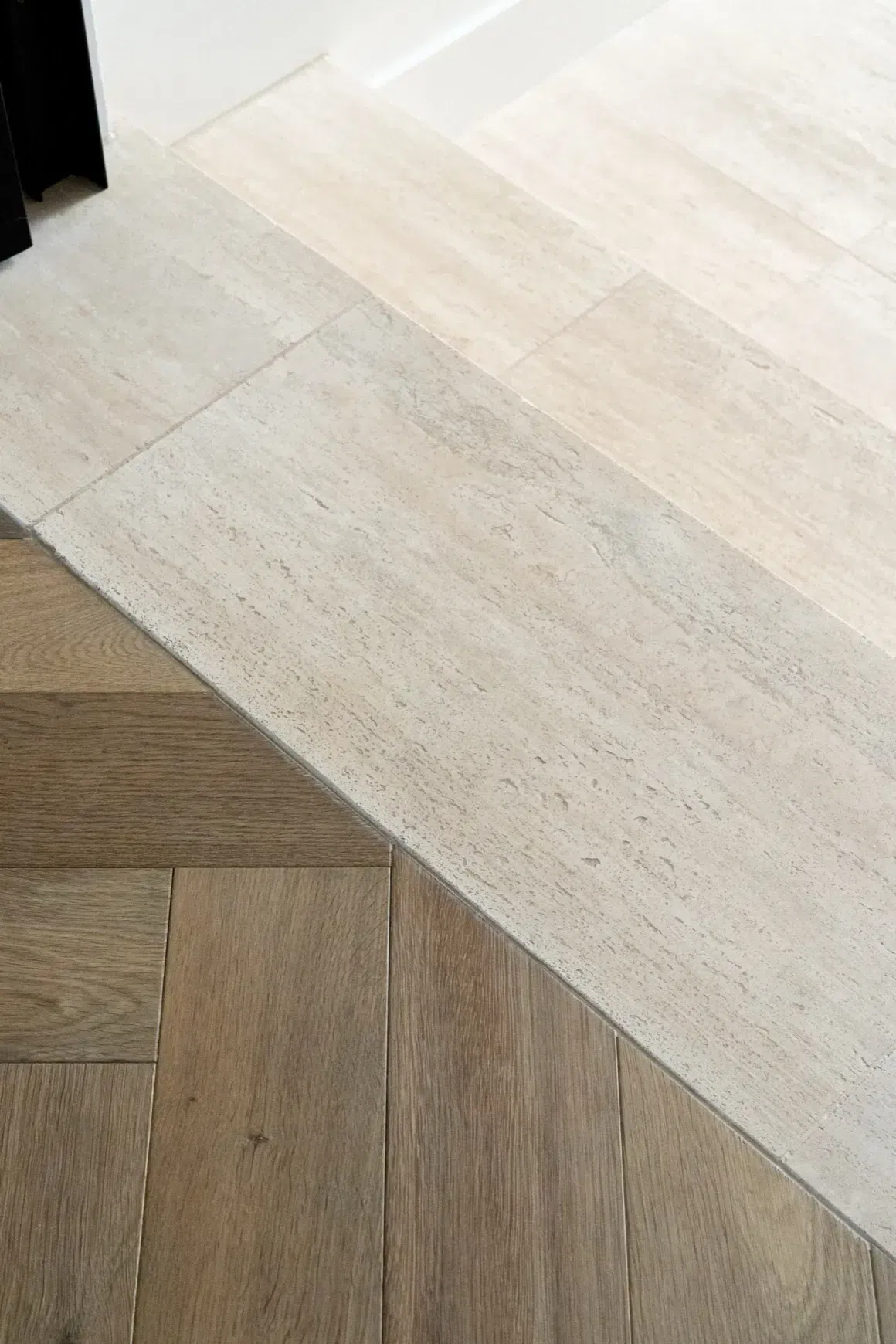 Tuscan Raw Travertine Tiles
