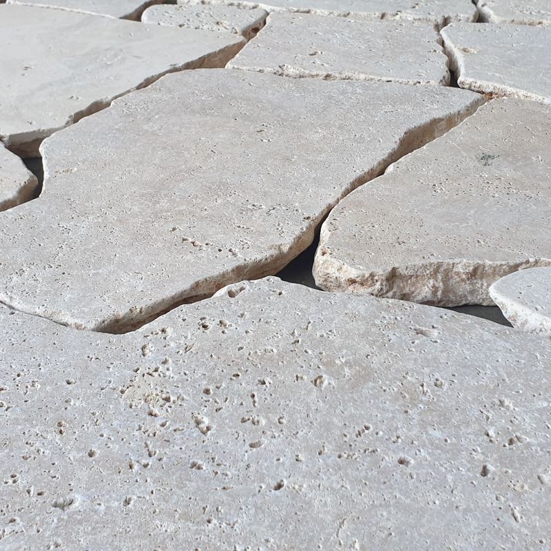 30mm Ivory Travertine Crazy Paving