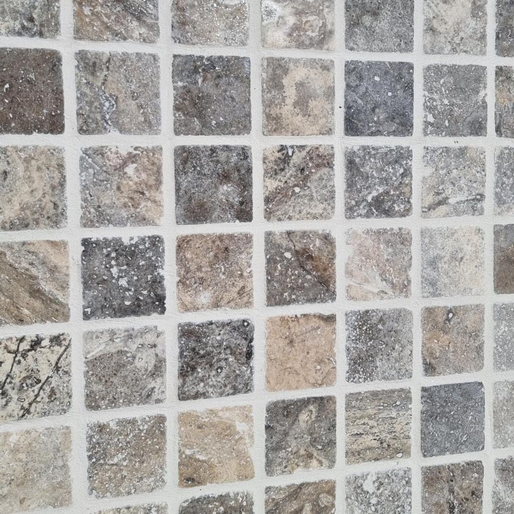 30mm Classic Silver Travertine Cobblestone