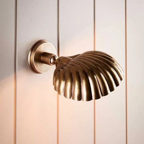 Cockle Wall Light