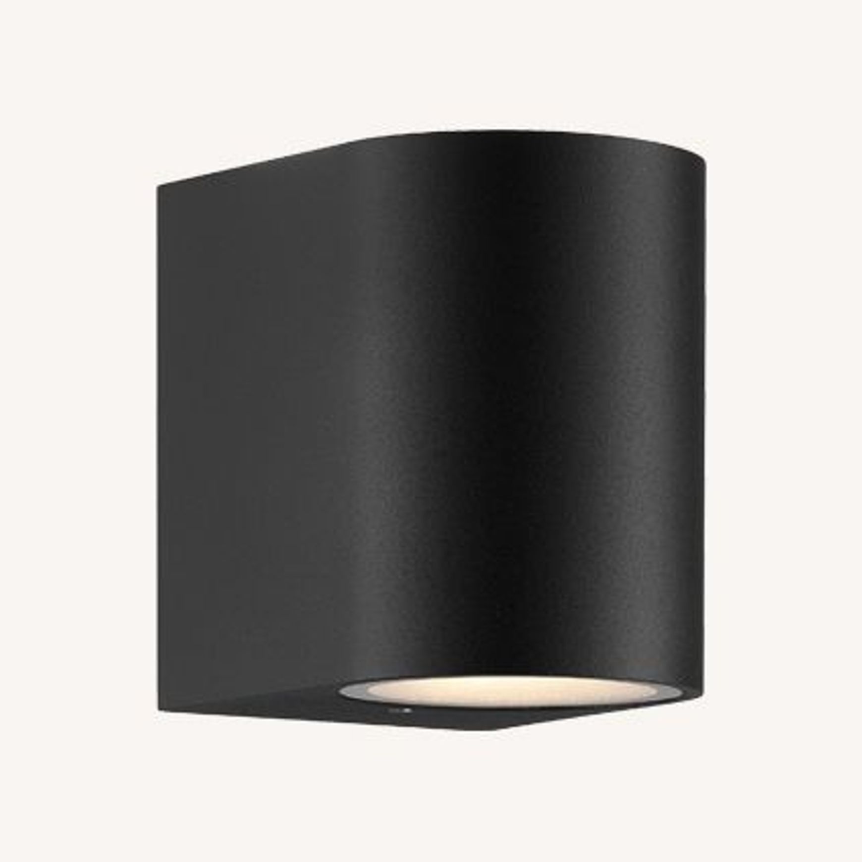 Dion Single Wall Light