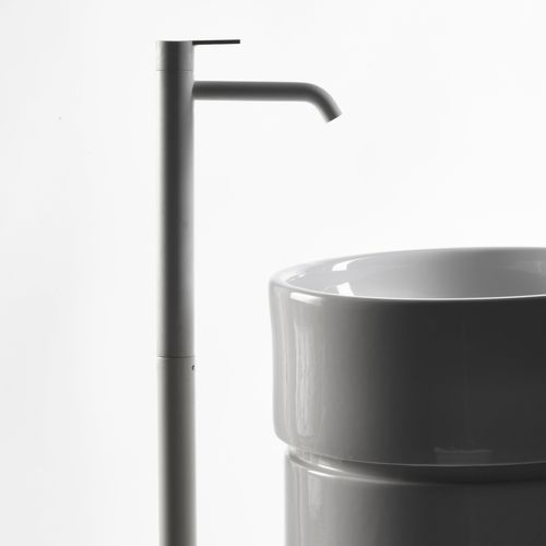 Antonio Frattini DO23 Floor Standing Tap