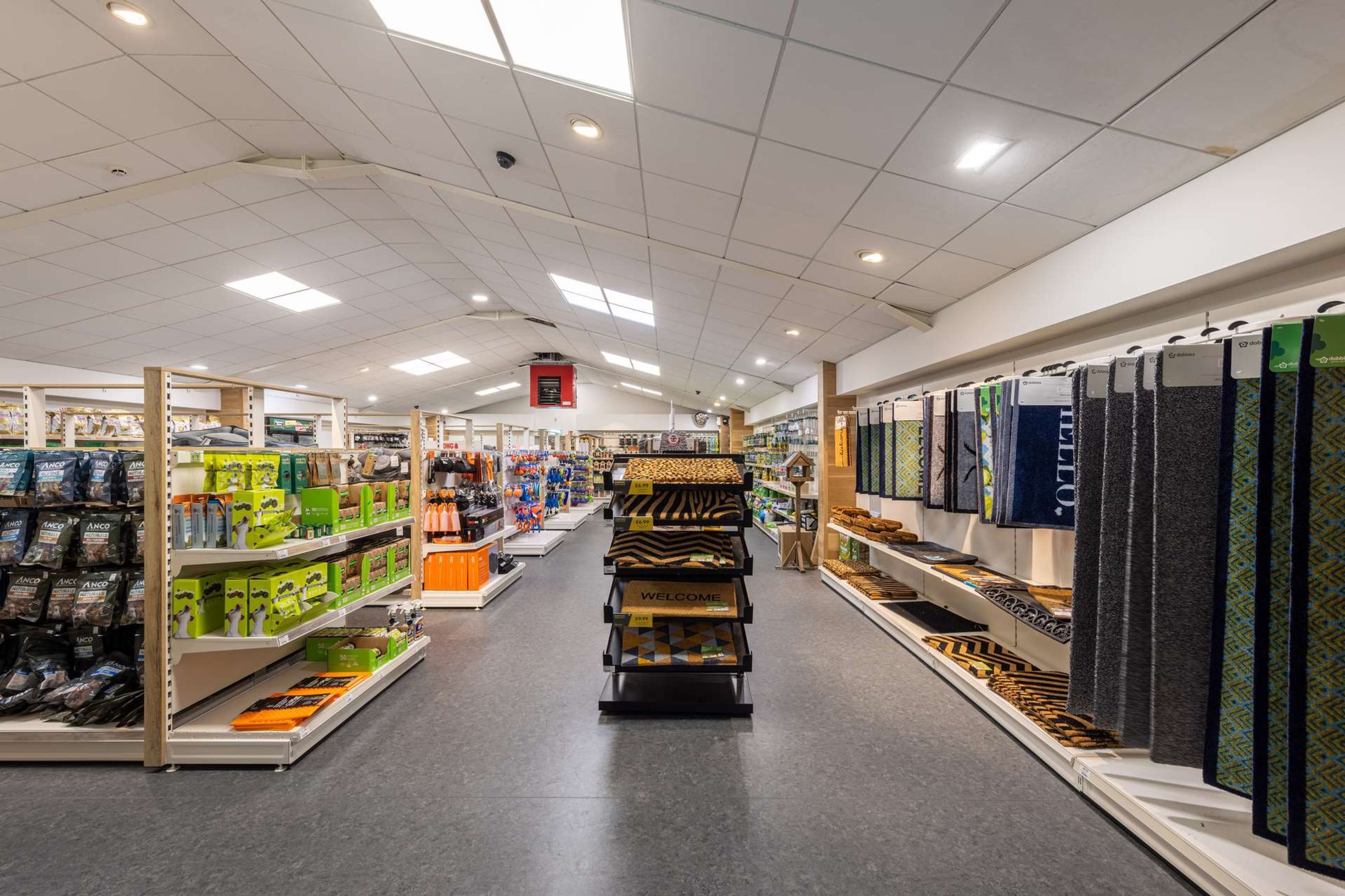 Altro Illustra™ - R10 Safety Flooring