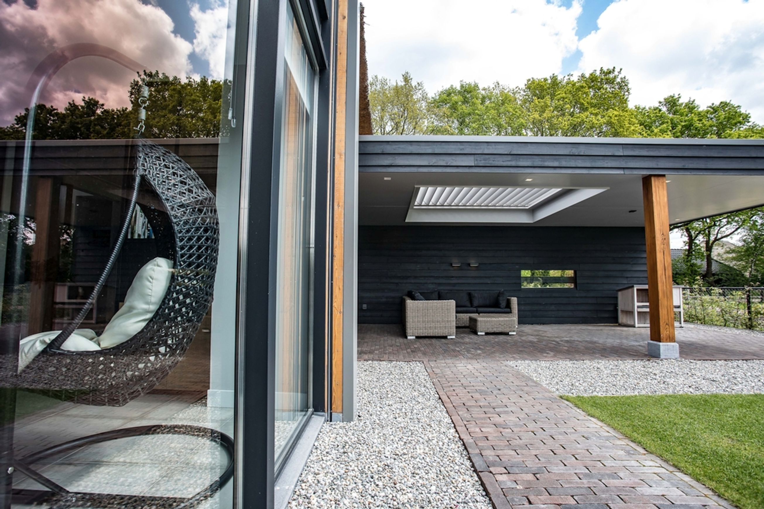 200/35 Slimline Opening Roof