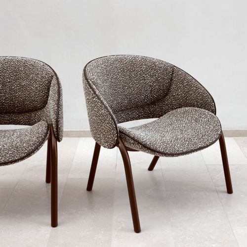 Folium Lounge Chair