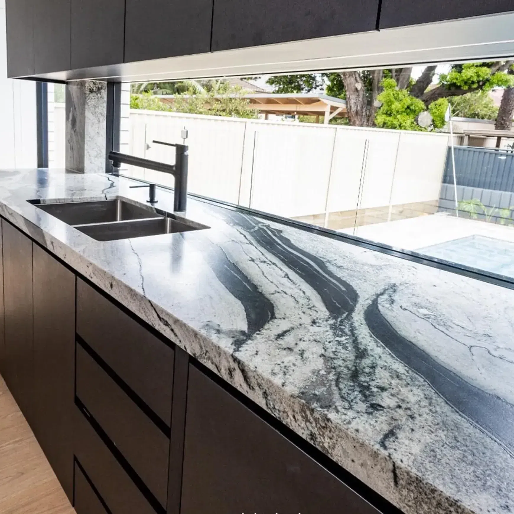 Glaciers Quartzite Benchtop