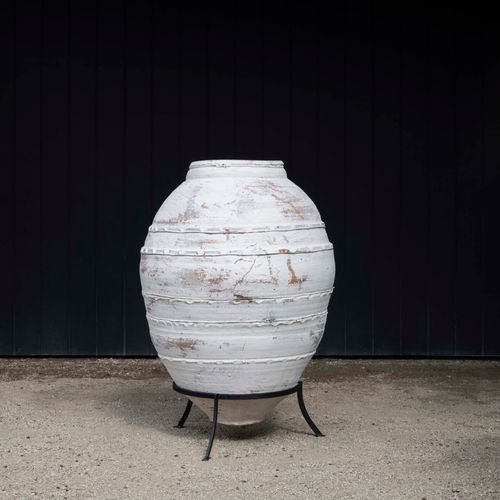 Turkish Stand Curved Leg